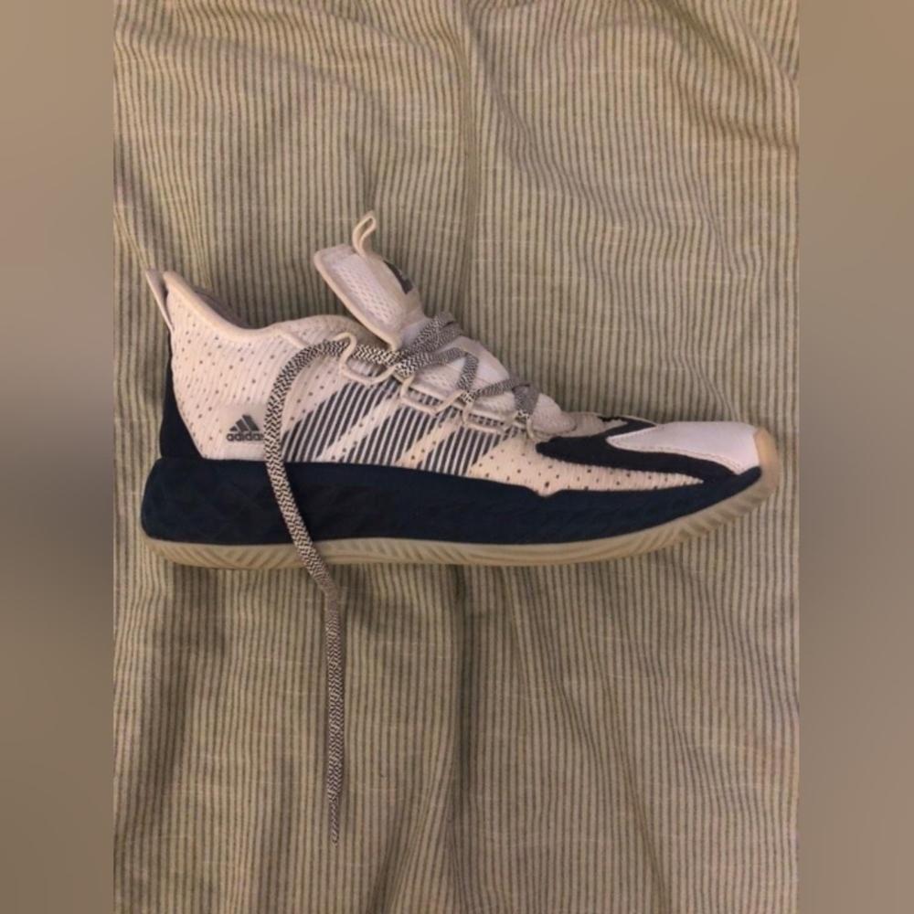 Adidas women's size 8.5 basketball shoes, also fit men's size 7.5
